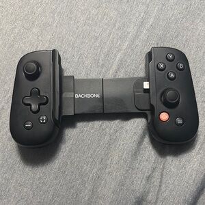 Backbone Black Gaming Controller